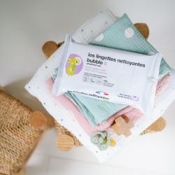 lingettes-nettoyantes-biodégradables-bébés